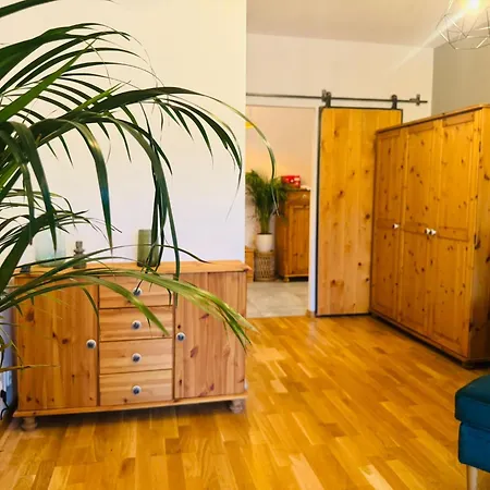 Pod Borowa * 耶德利纳-兹德鲁伊